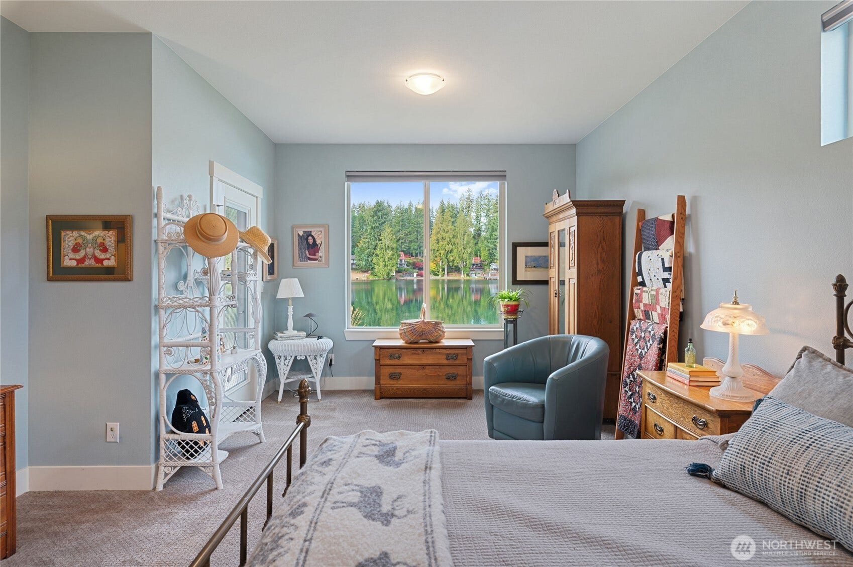 380 E Benson Lake Road, Grapeview, WA 98546