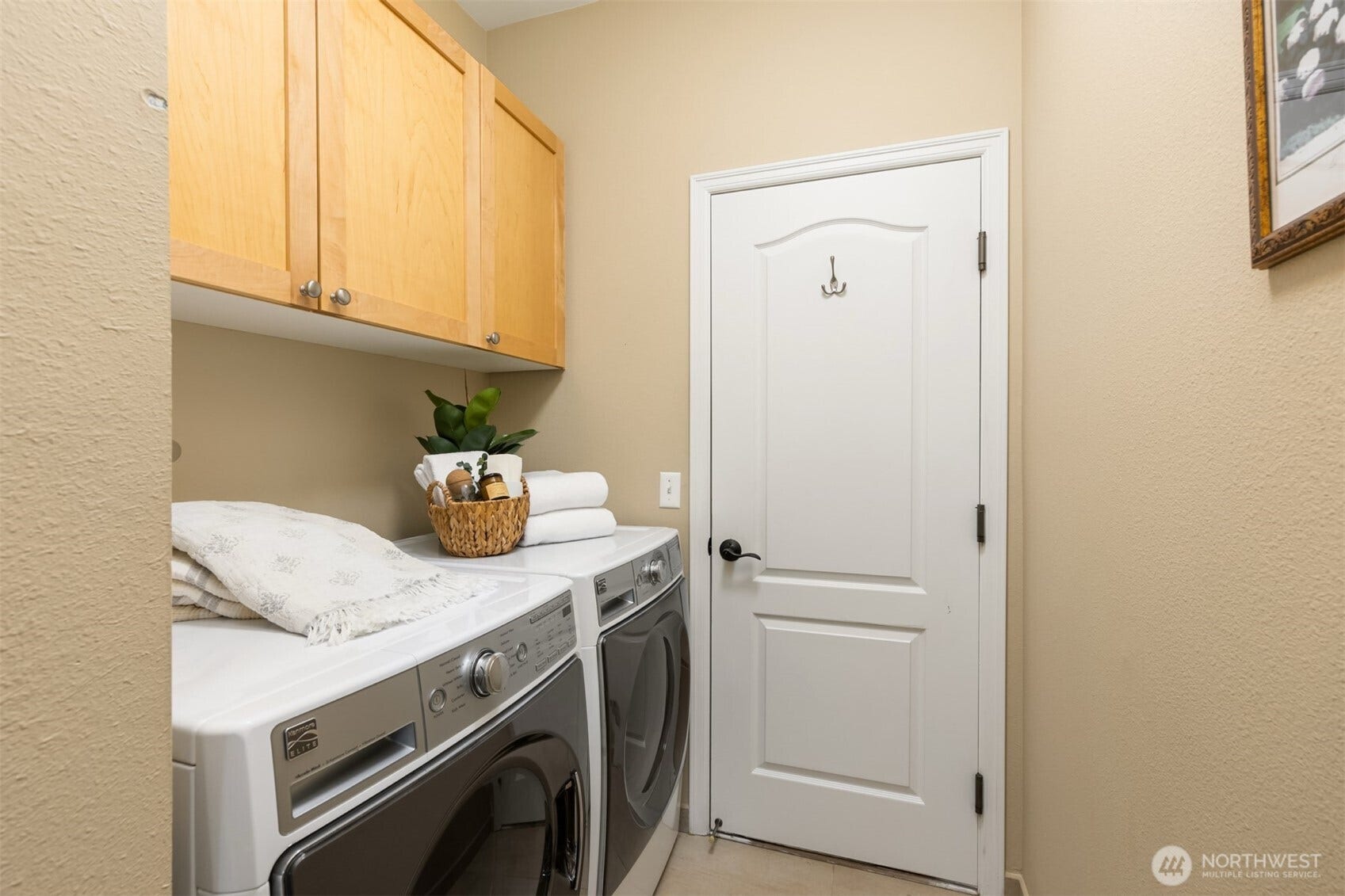 19800 Jensen Way NE, Poulsbo, WA 98370 Laundry on the main with a pass through to the 2 car garage.