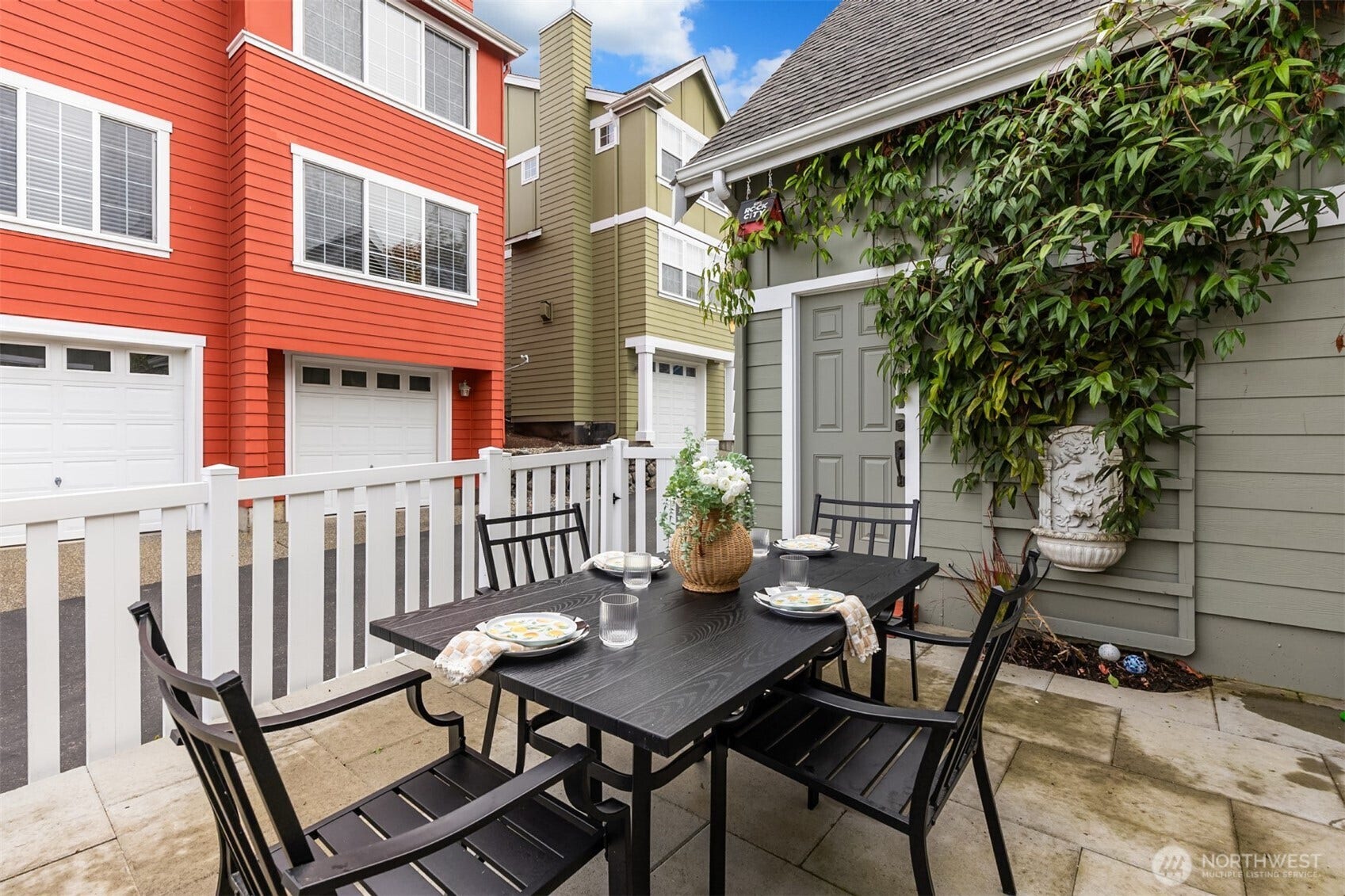 19800 Jensen Way NE, Poulsbo, WA 98370 Enjoy alfresco dining to the sound of the fountain along the wall.