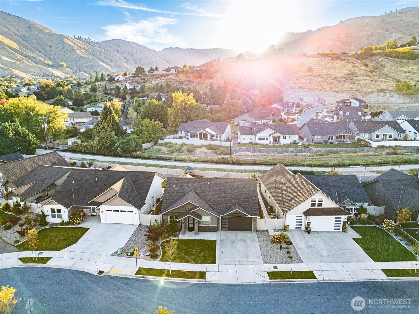 Gorgeous Wenatchee Valley Setting