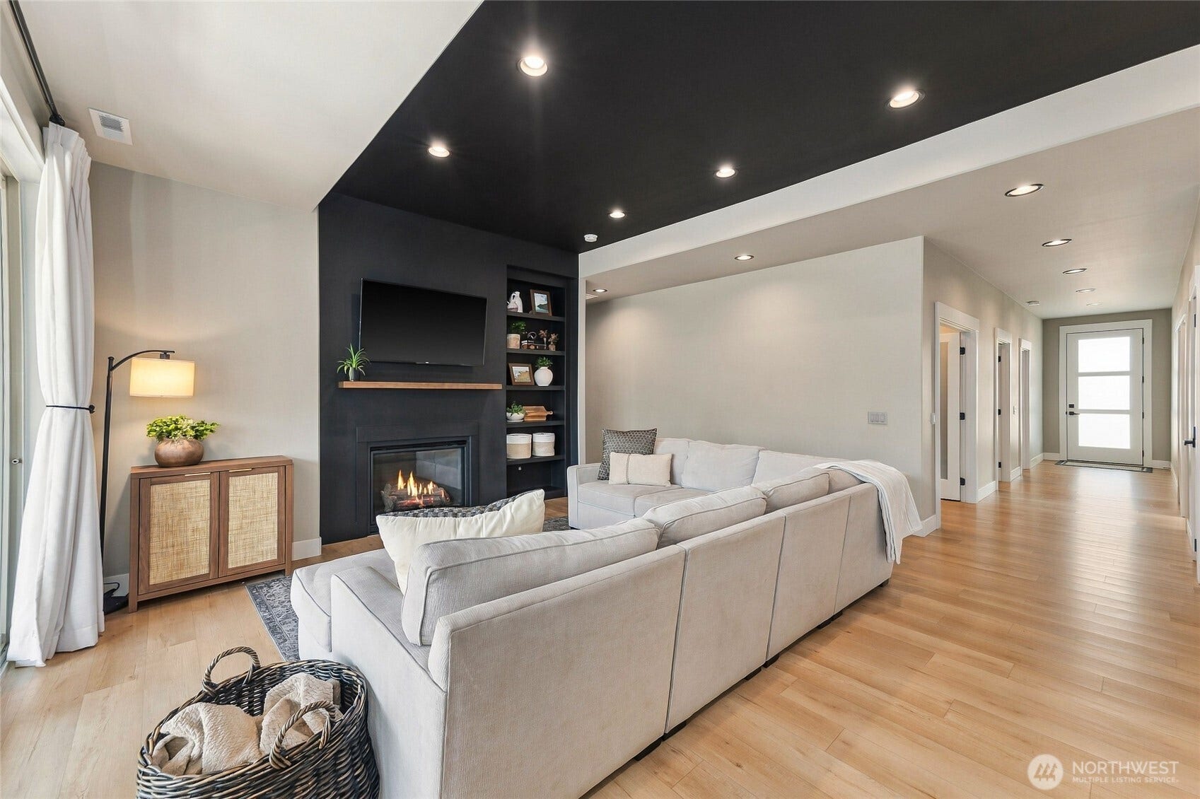 Tall Ceilings For a Spacious Feel