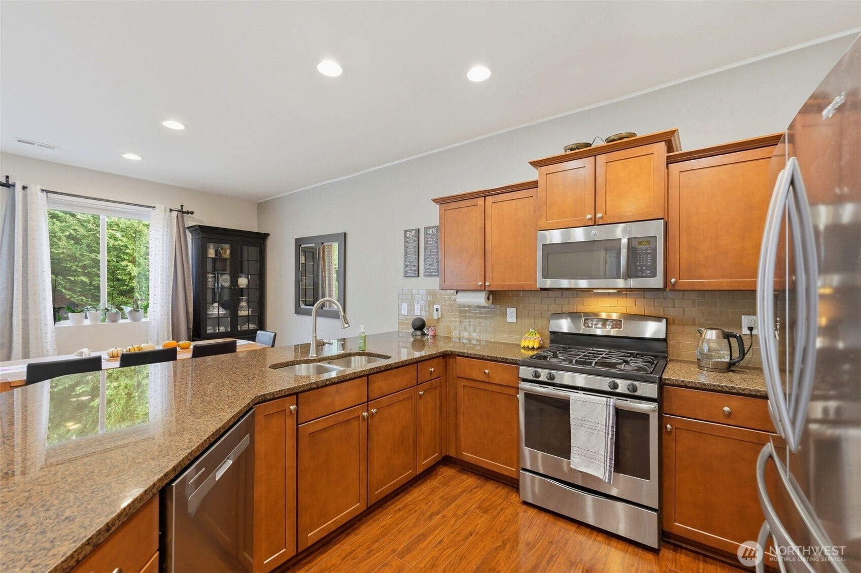 7108 Raptor Avenue NE, Lacey, WA 98516 7108 Raptor Avenue NE, Lacey, WA 98516