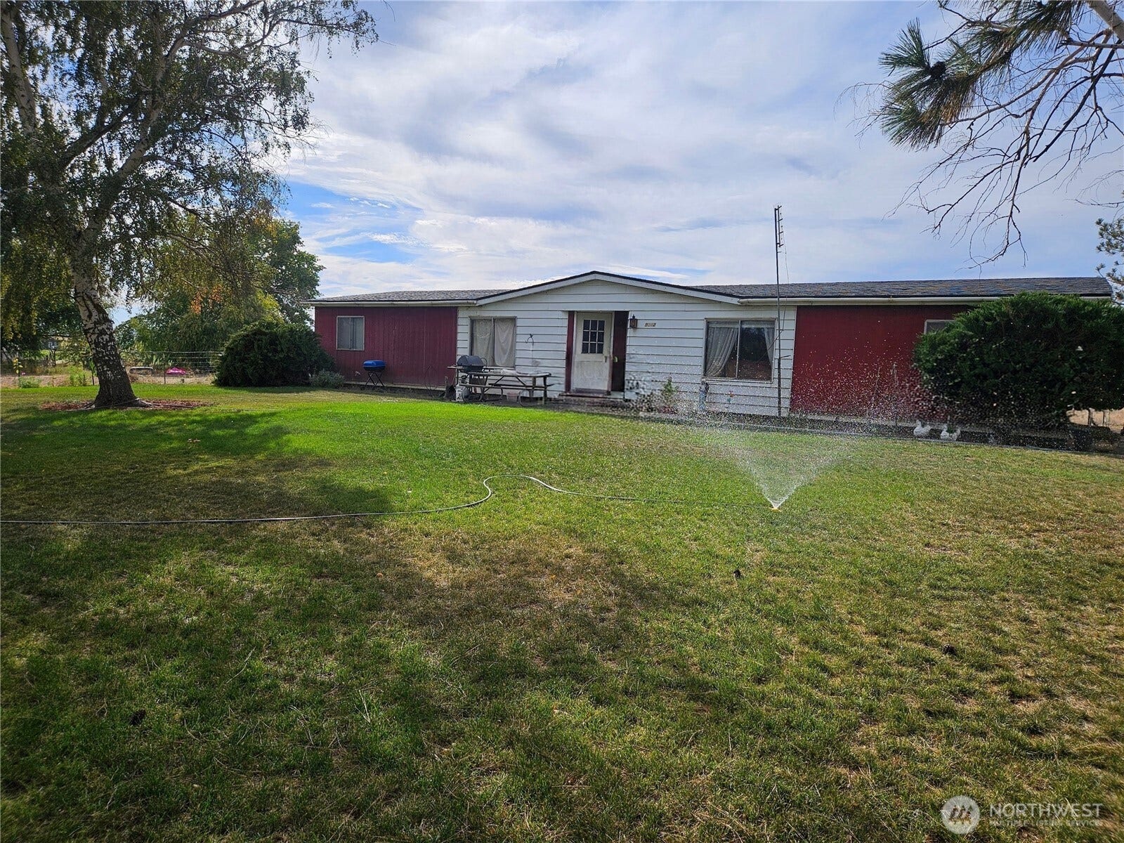 9342 J.4 Road NW, Ephrata, WA 98823 9342 J.4 Road NW, Ephrata, WA 98823