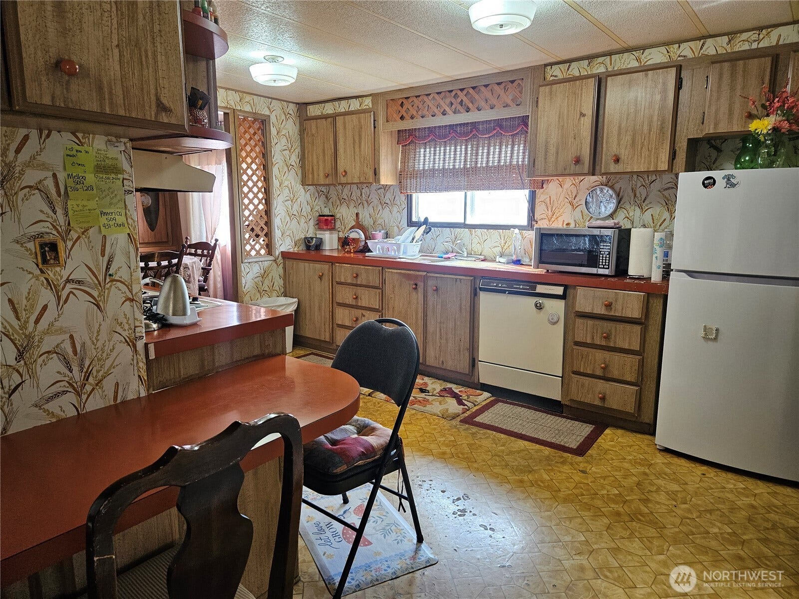 9342 J.4 Road NW, Ephrata, WA 98823 9342 J.4 Road NW, Ephrata, WA 98823