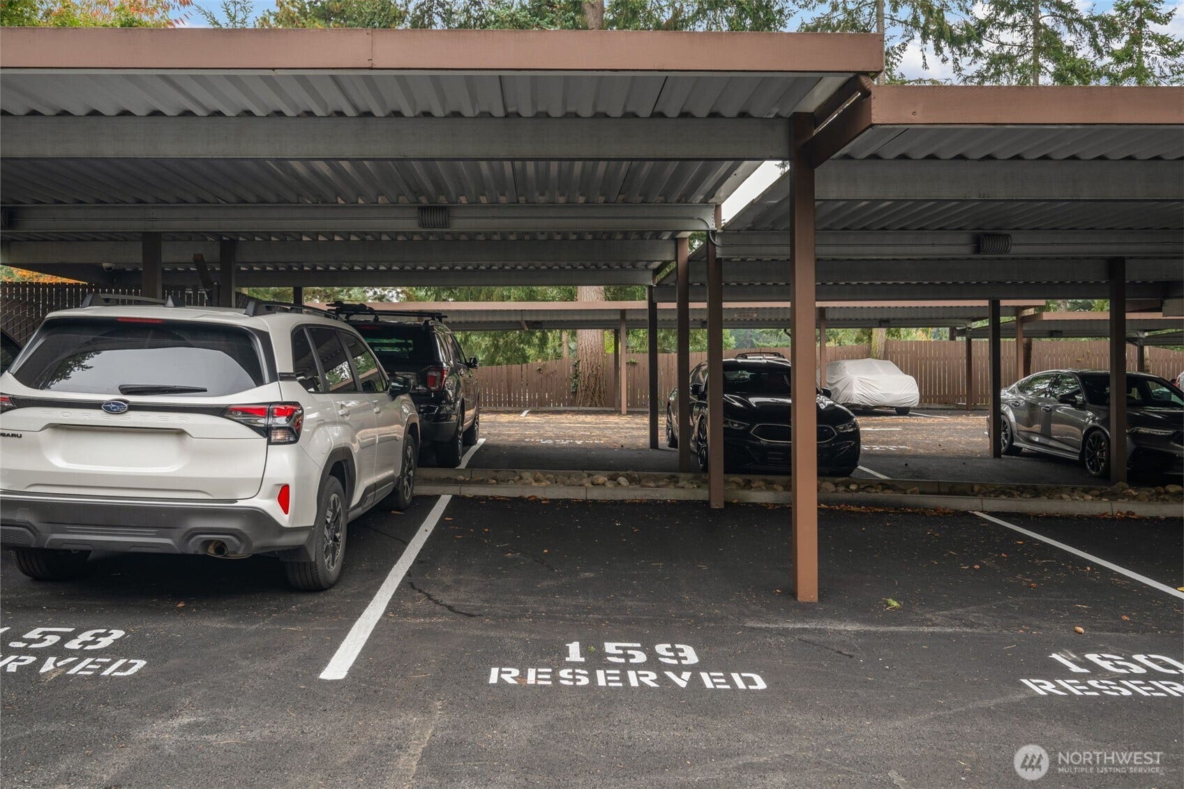 22910 90th Avenue W, #E305, Edmonds, WA 98026 Covered Parking Near Entrance