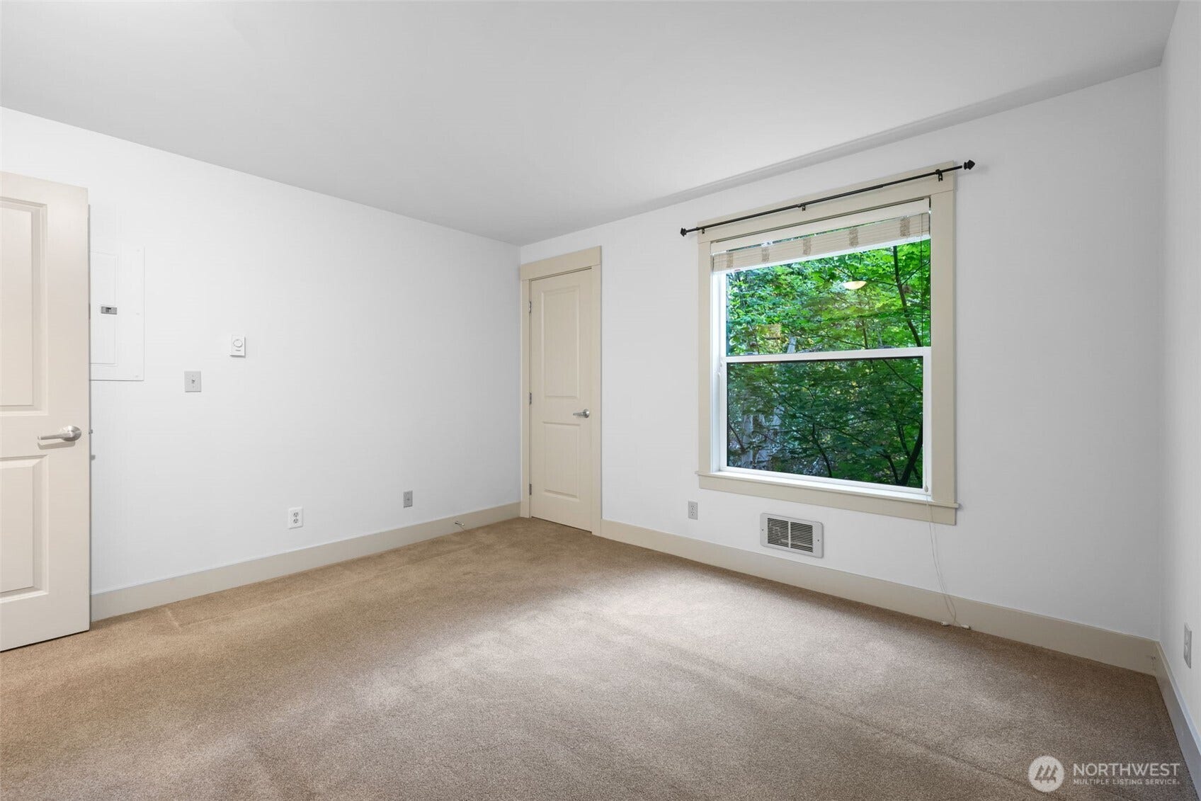 22910 90th Avenue W, #E305, Edmonds, WA 98026 22910 90th Avenue W, #E305, Edmonds, WA 98026