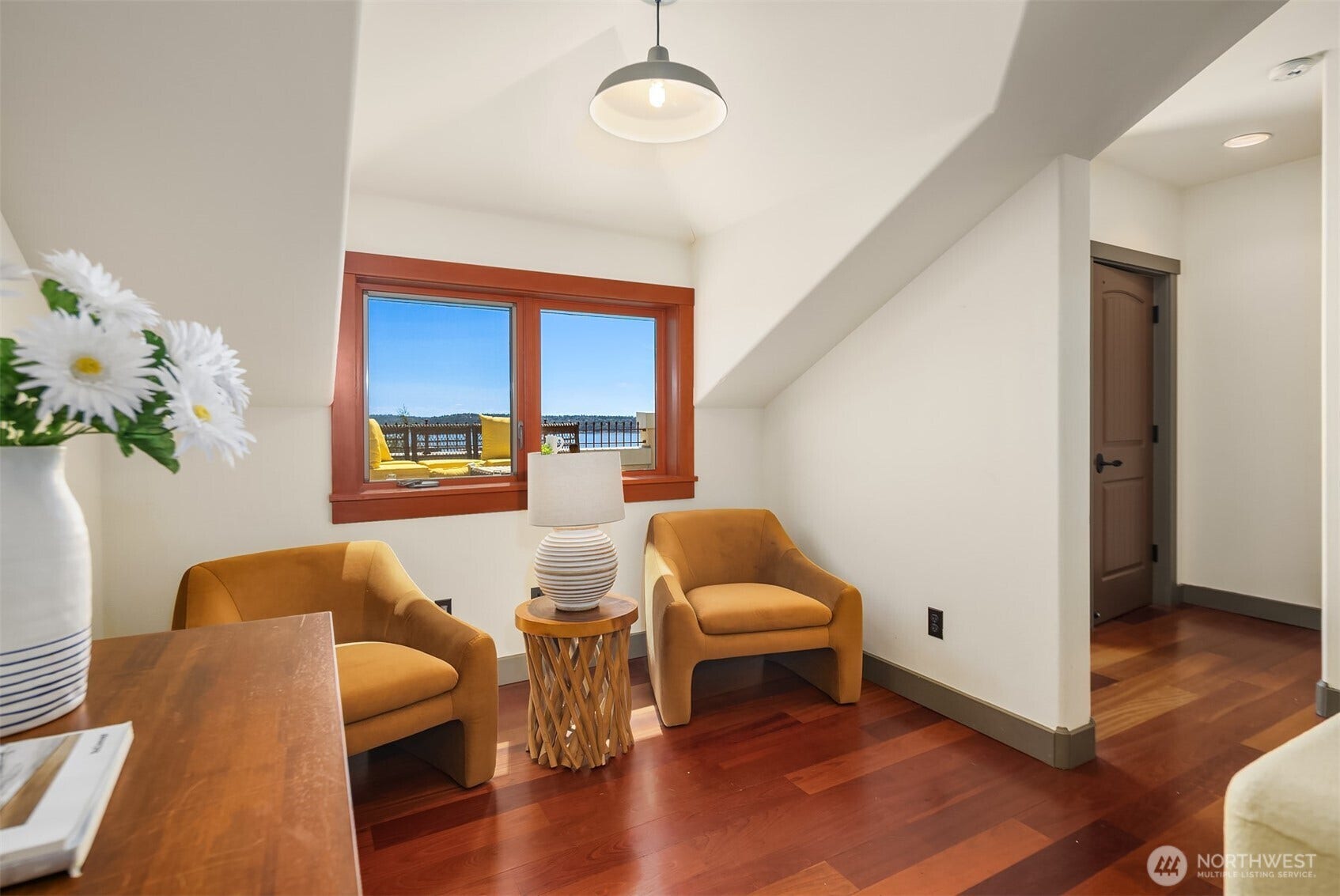 371 W Olympic Place, Seattle, WA 98119 371 W Olympic Place, Seattle, WA 98119