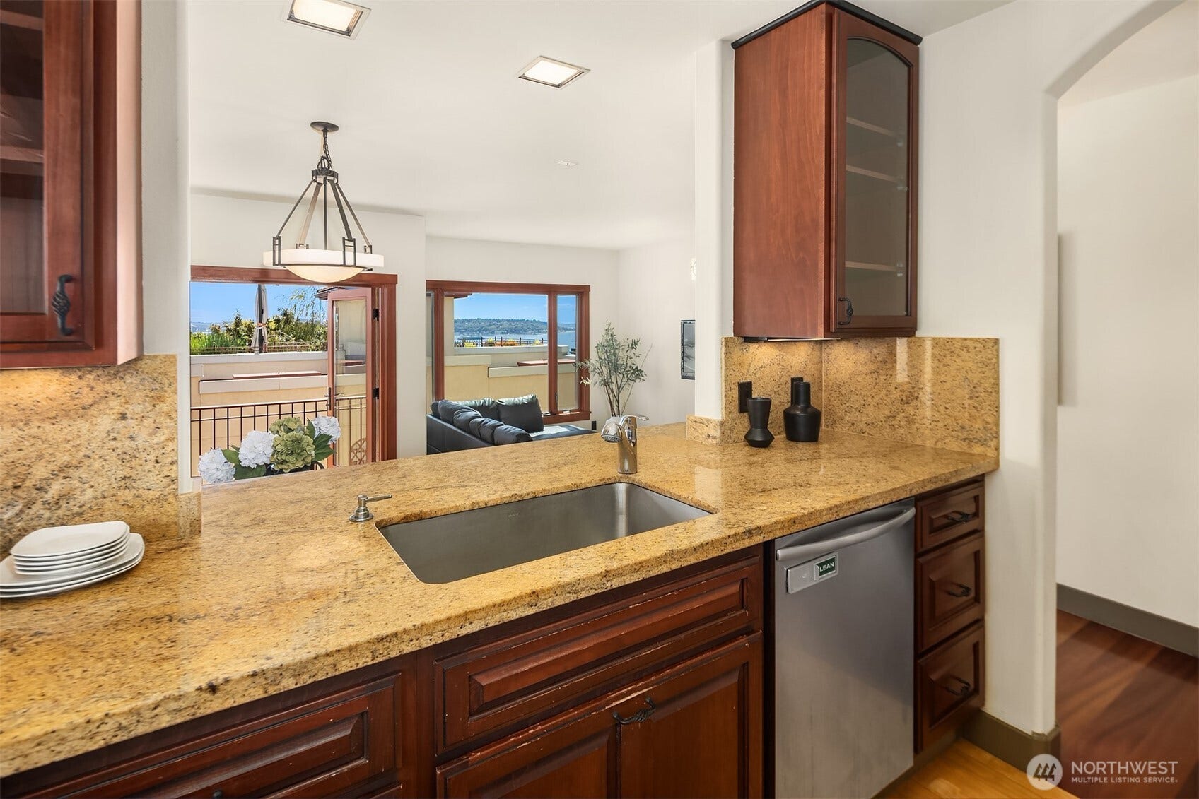 371 W Olympic Place, Seattle, WA 98119 371 W Olympic Place, Seattle, WA 98119
