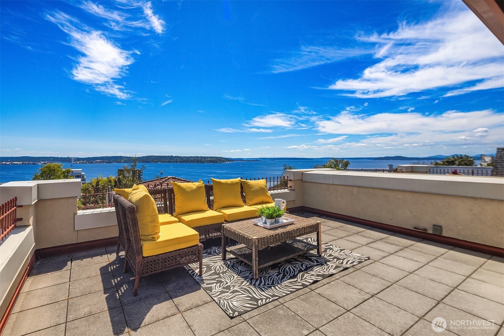 371 W Olympic Place, Seattle, WA 98119 371 W Olympic Place, Seattle, WA 98119