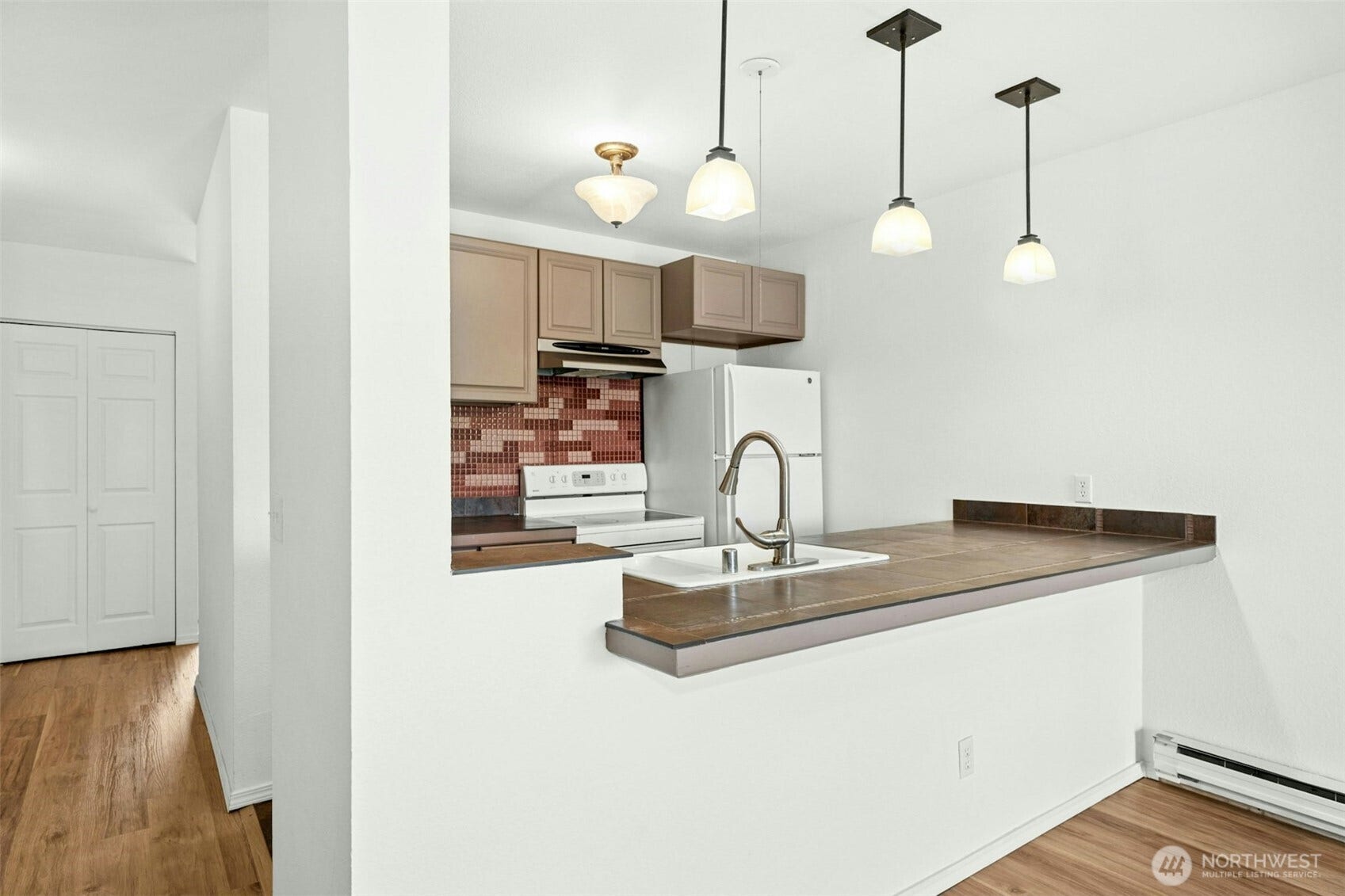 5844 NE 75th Street, #A302, Seattle, WA 98115 5844 NE 75th Street, #A302, Seattle, WA 98115