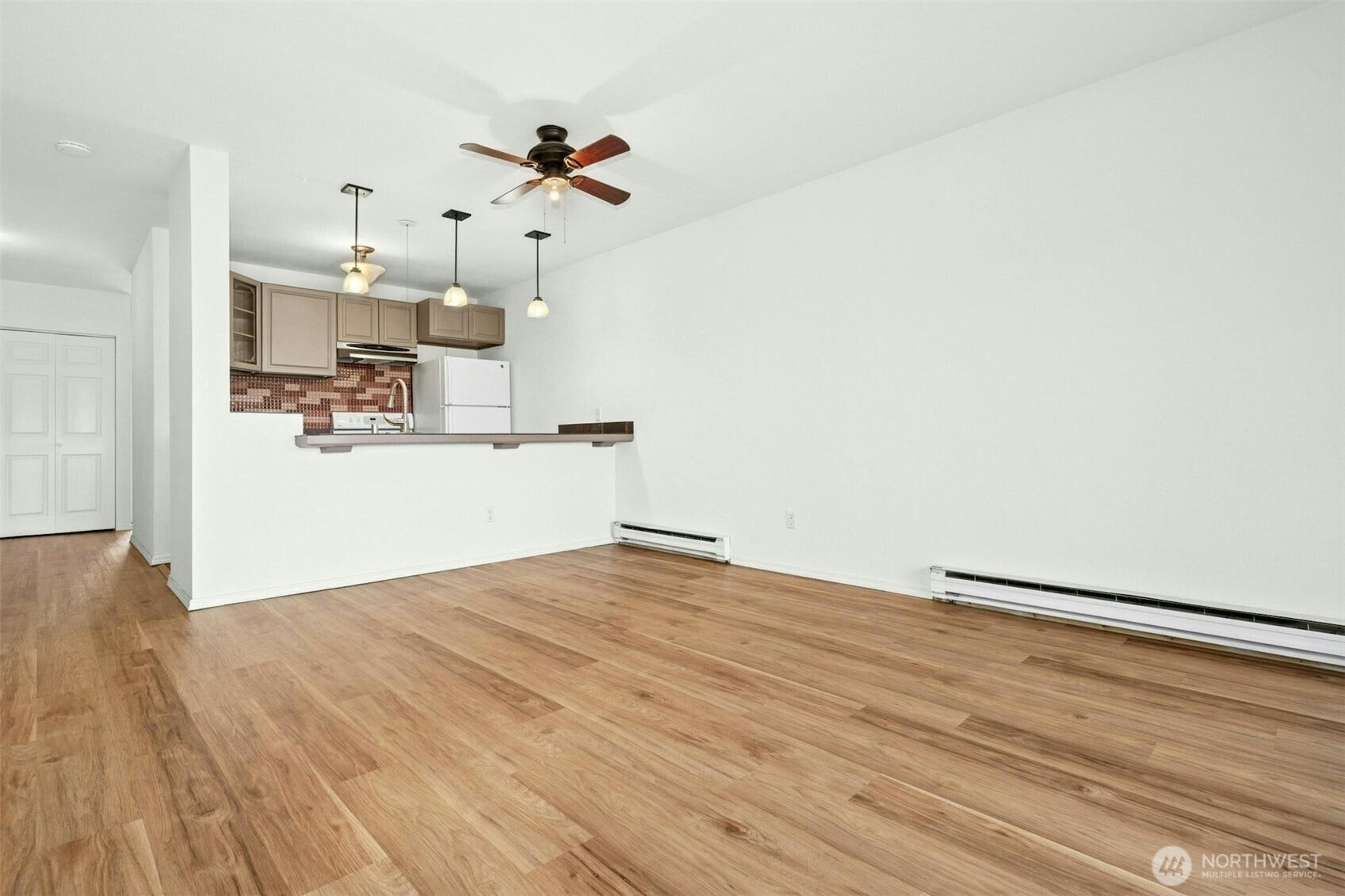 5844 NE 75th Street, #A302, Seattle, WA 98115 5844 NE 75th Street, #A302, Seattle, WA 98115