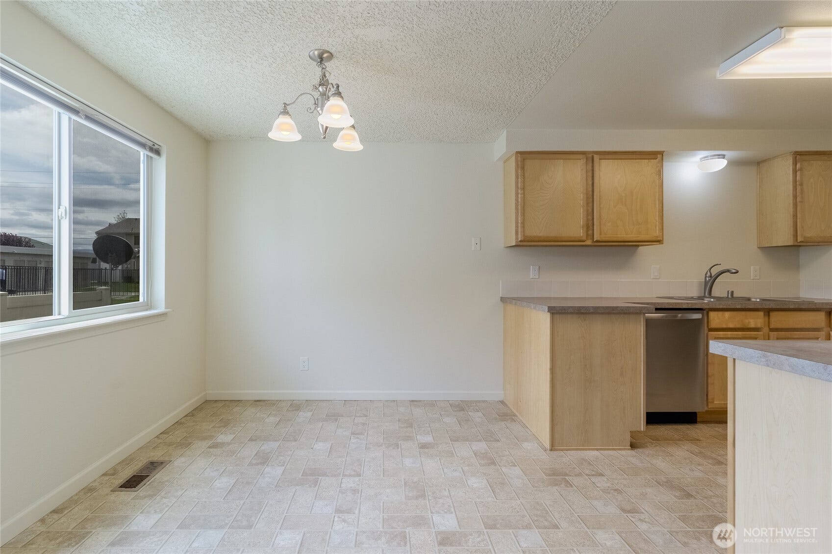 608 N Roosevelt Street, #104, Walla Walla, WA 99362