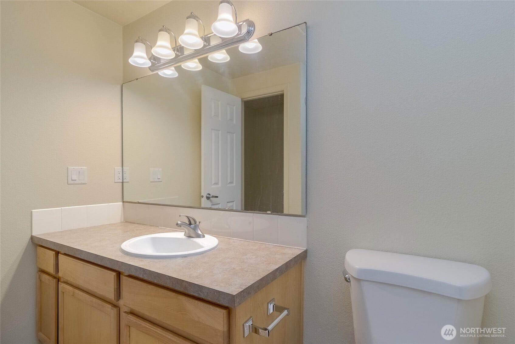 608 N Roosevelt Street, #104, Walla Walla, WA 99362