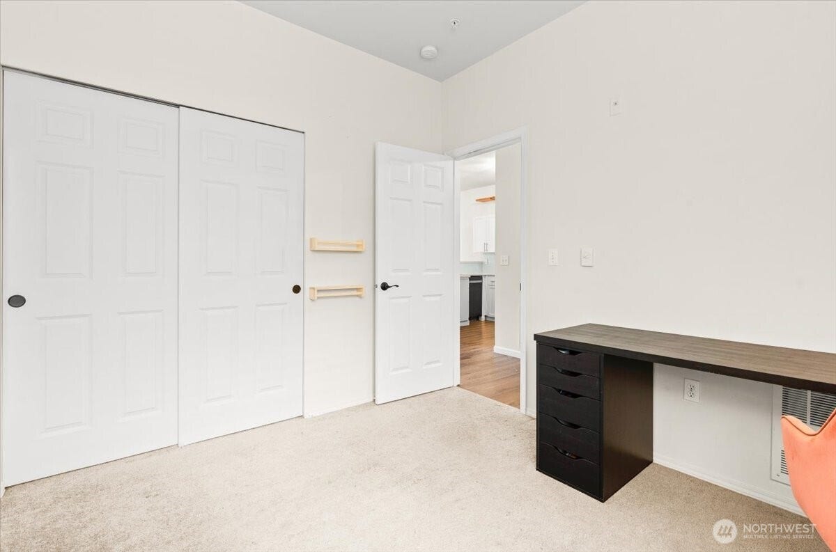 17426 Bothell Way NE, #A302, Bothell, WA 98011 Second room, office/den or bedroom