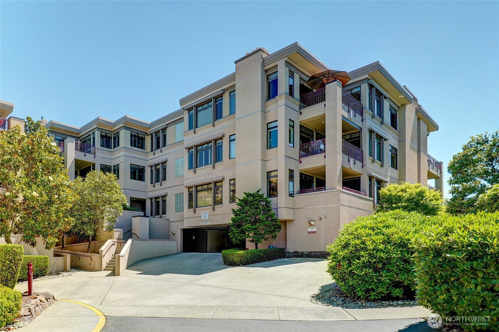 219 5th Avenue S, #F304, Kirkland, WA 98033