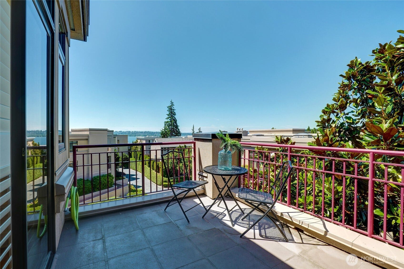 219 5th Avenue S, #F304, Kirkland, WA 98033