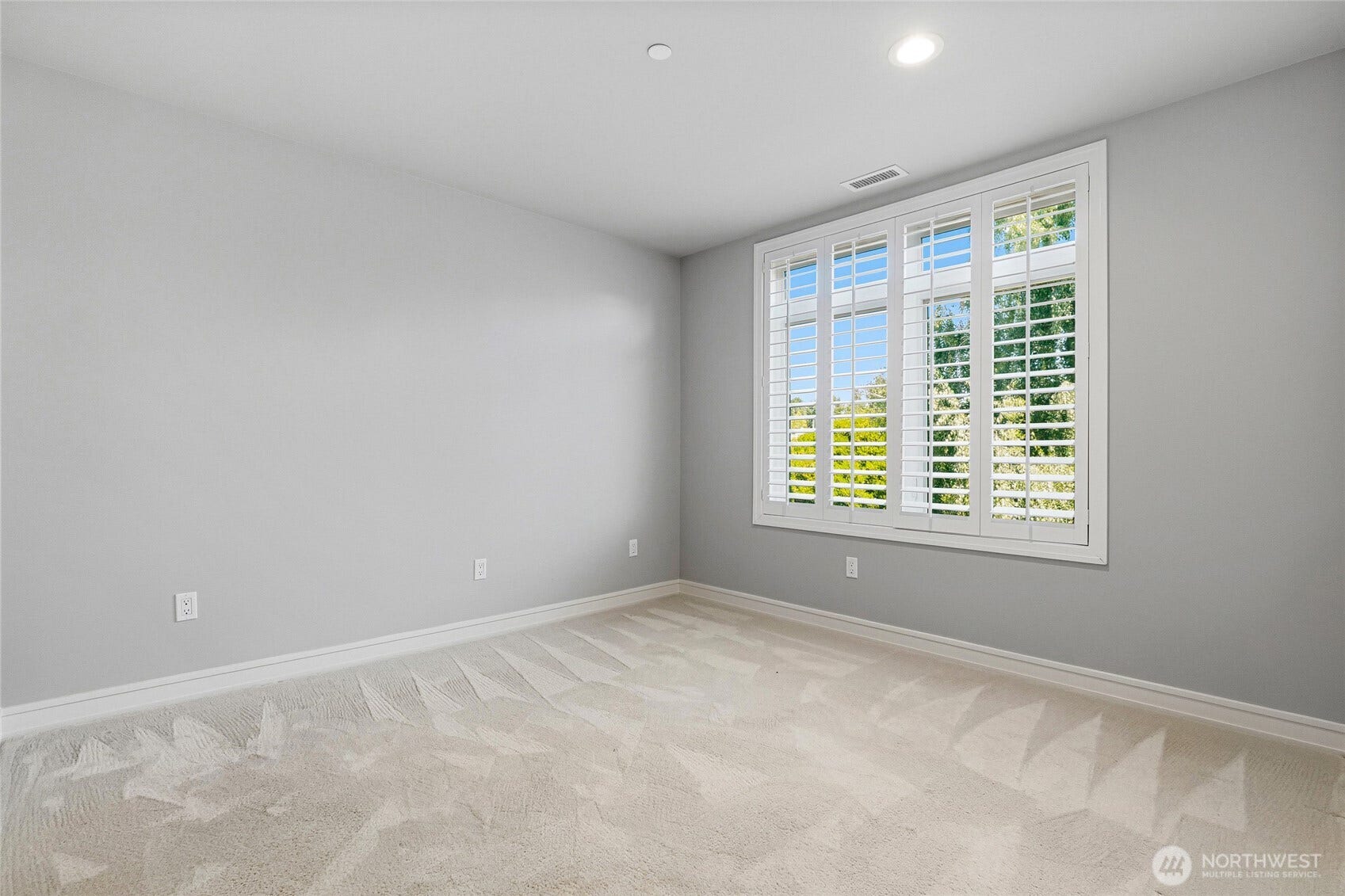 219 5th Avenue S, #F304, Kirkland, WA 98033