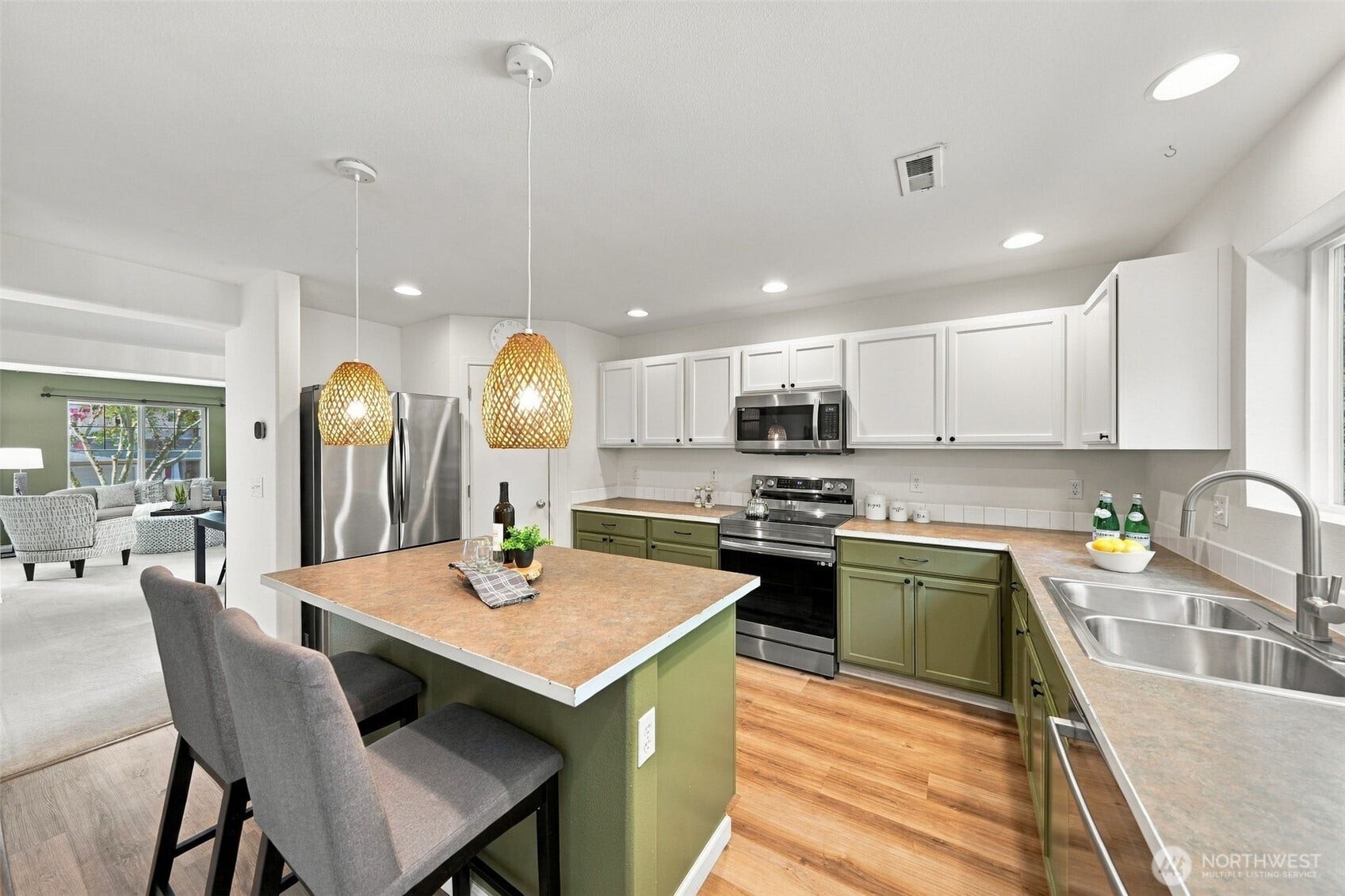 11727 60th Avenue SE, Snohomish, WA 98296 11727 60th Avenue SE, Snohomish, WA 98296