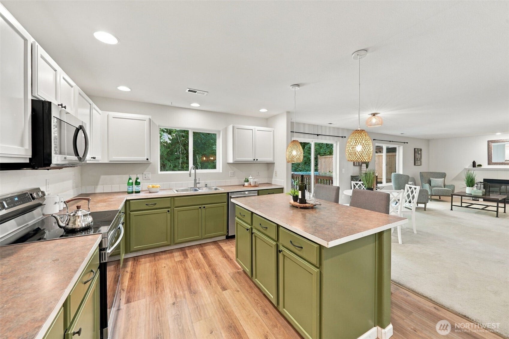 11727 60th Avenue SE, Snohomish, WA 98296 11727 60th Avenue SE, Snohomish, WA 98296