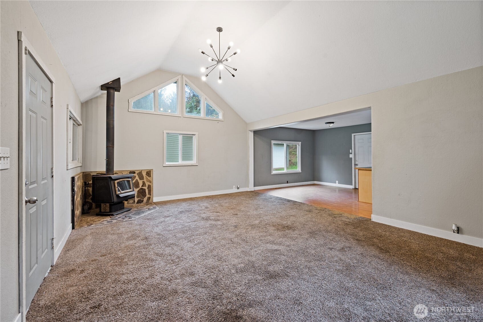 92 Adler Drive, Kelso, WA 98626 92 Adler Drive, Kelso, WA 98626