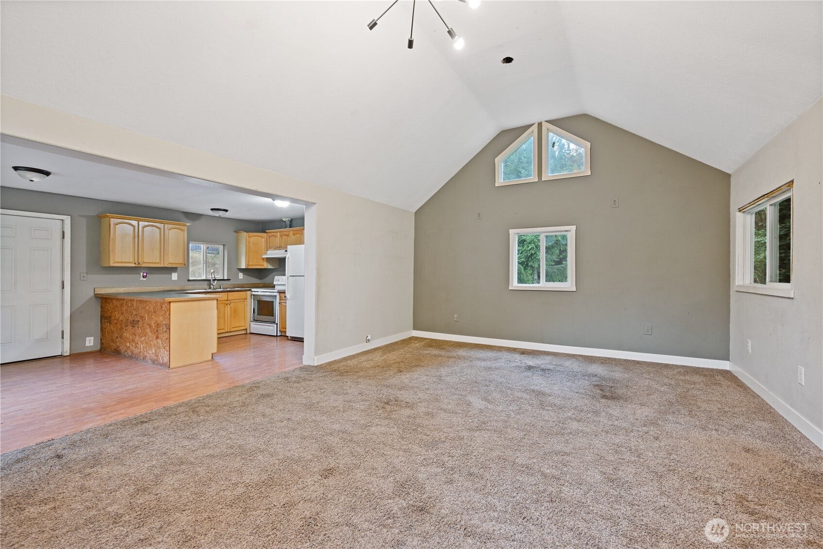 92 Adler Drive, Kelso, WA 98626 92 Adler Drive, Kelso, WA 98626