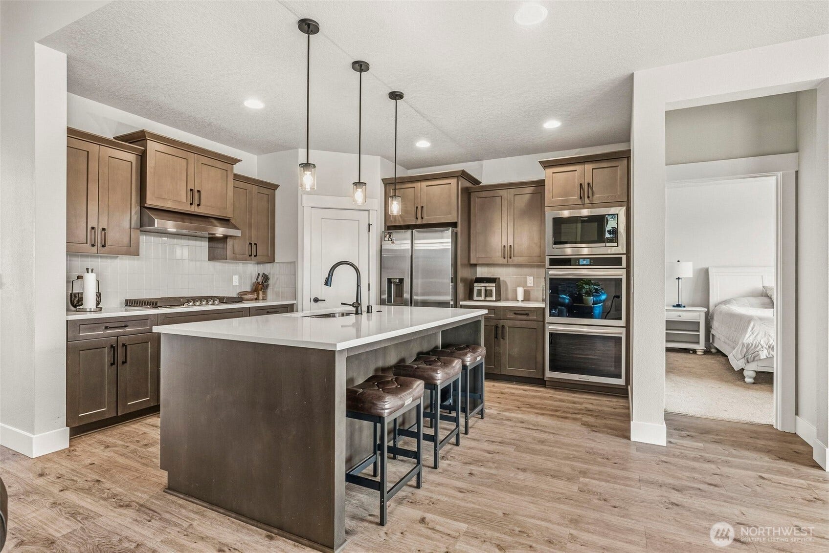 2162 S River Rd Road, Kelso, WA 98626 2162 S River Rd Road, Kelso, WA 98626