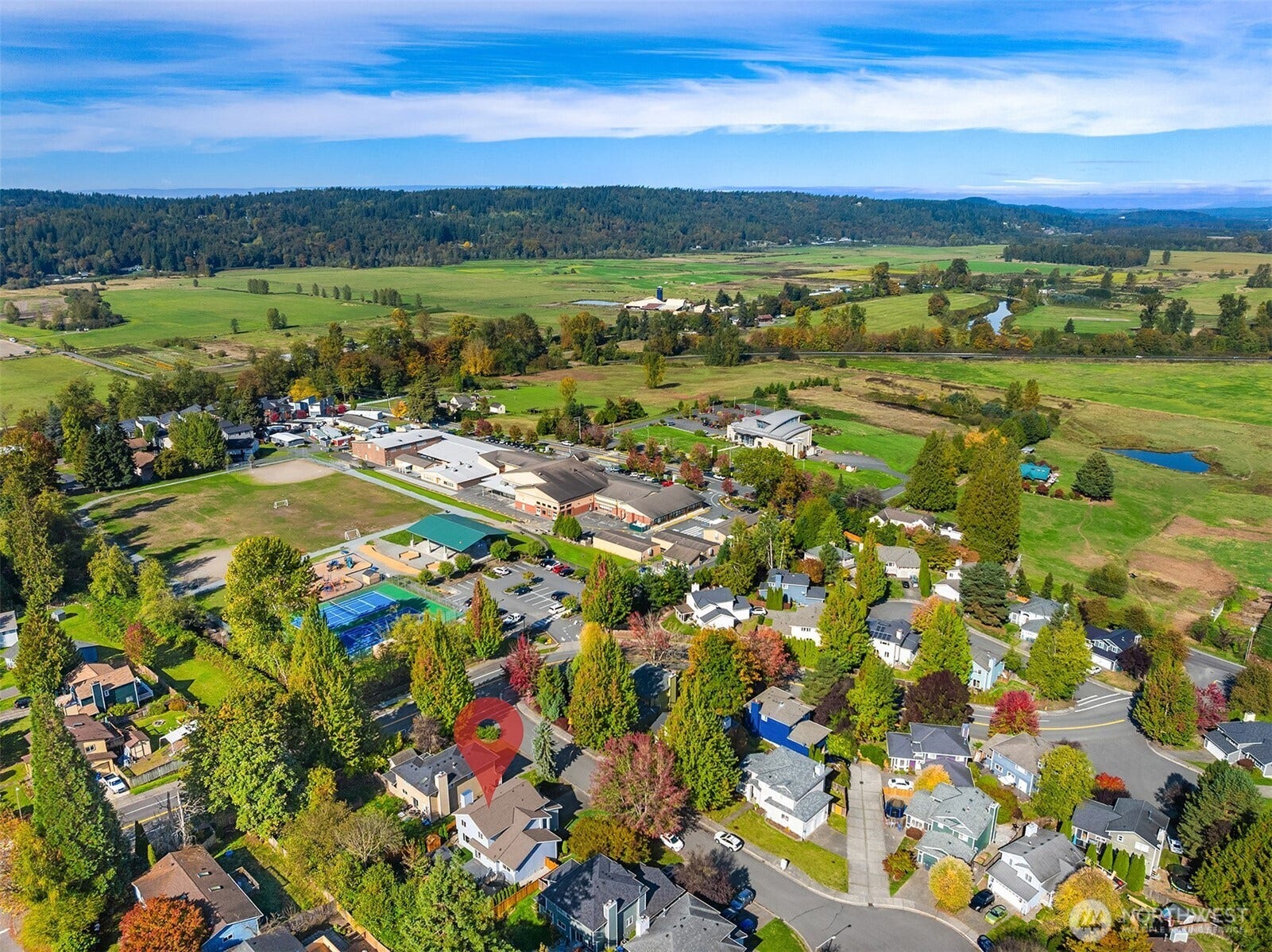 26809 NE 163rd Street, Duvall, WA 98019 Just a few blocks to charming Downtown Duvall, local shops, restaurants, parks, and trails.