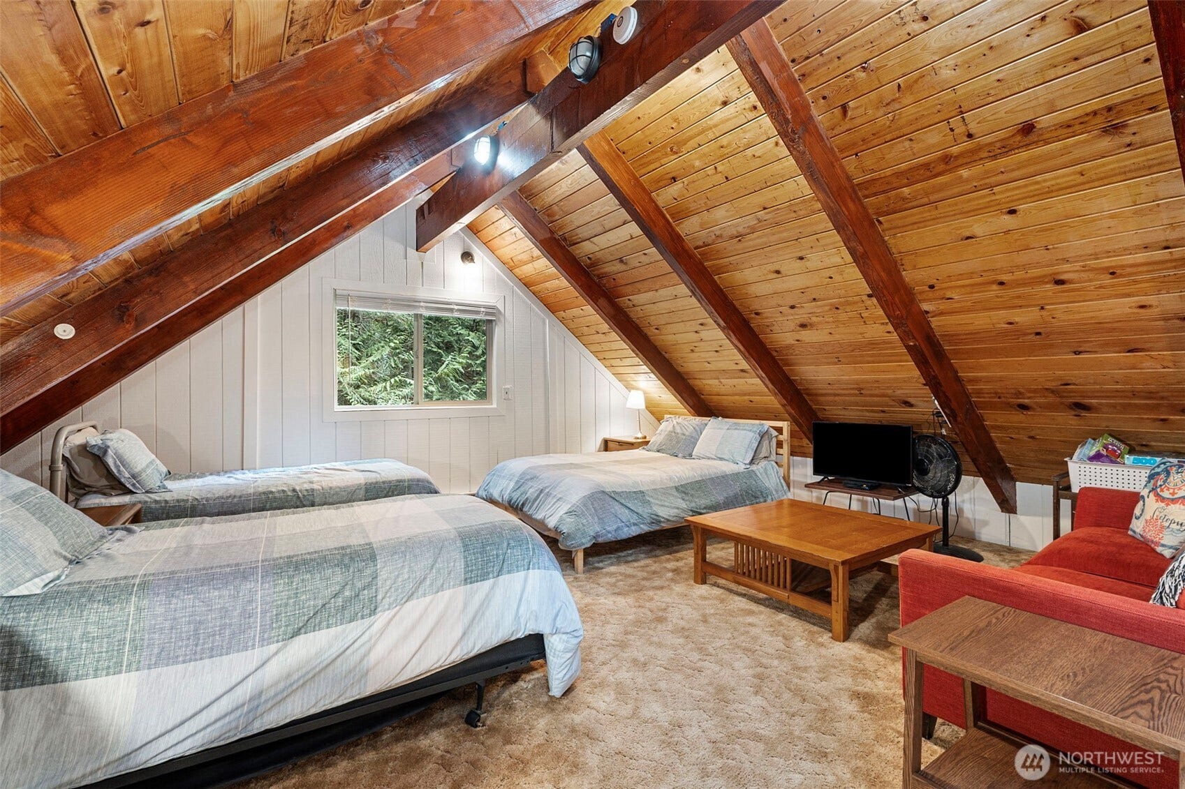 381 E Pointes Drive E, Shelton, WA 98584