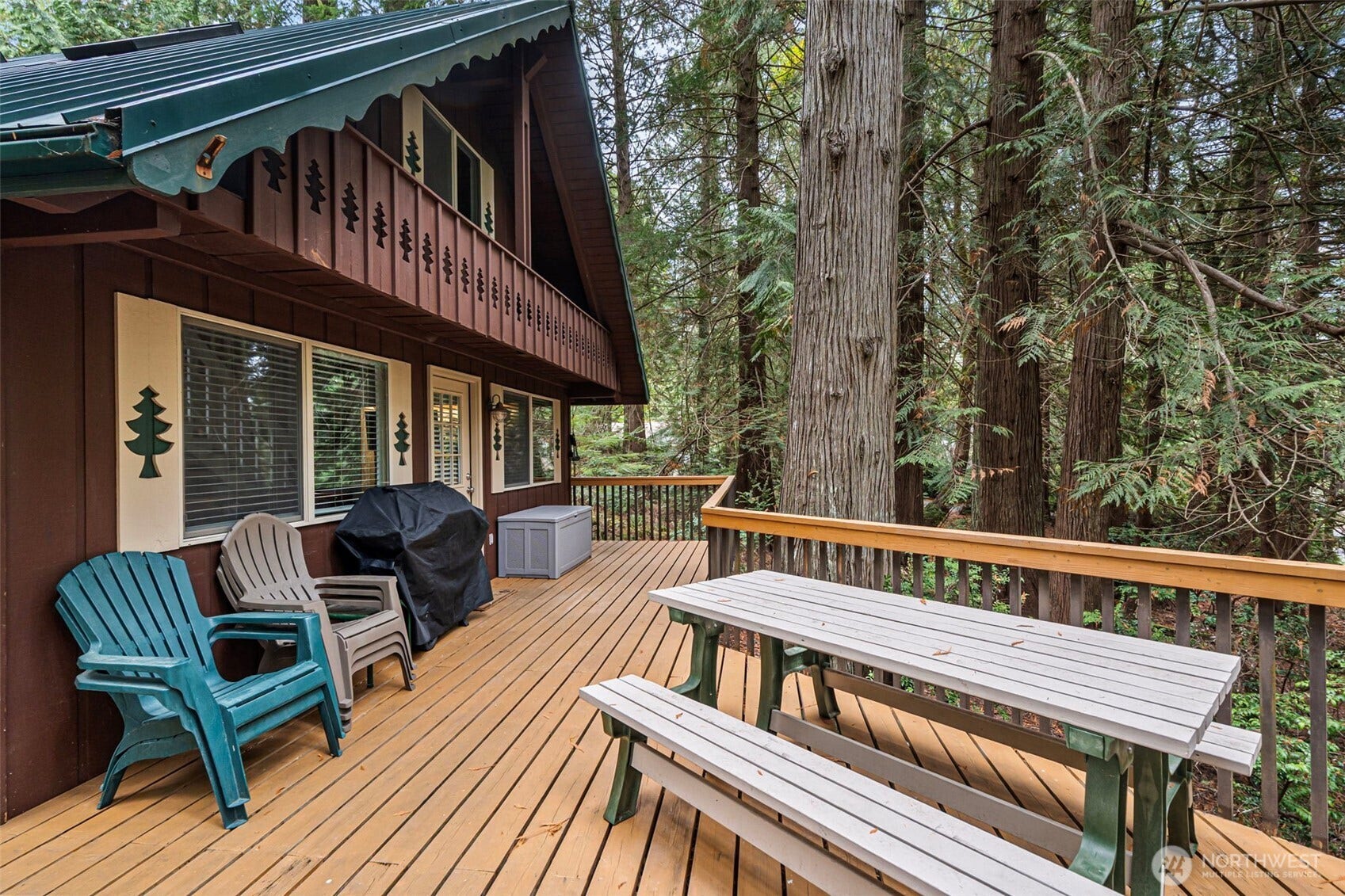 381 E Pointes Drive E, Shelton, WA 98584