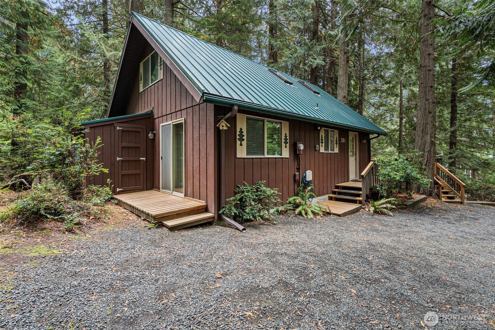 381 E Pointes Drive E, Shelton, WA 98584
