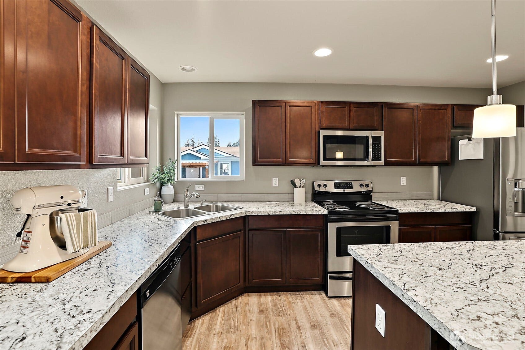 12914 Prairie Circle E, Bonney Lake, WA 98391 12914 Prairie Circle E, Bonney Lake, WA 98391
