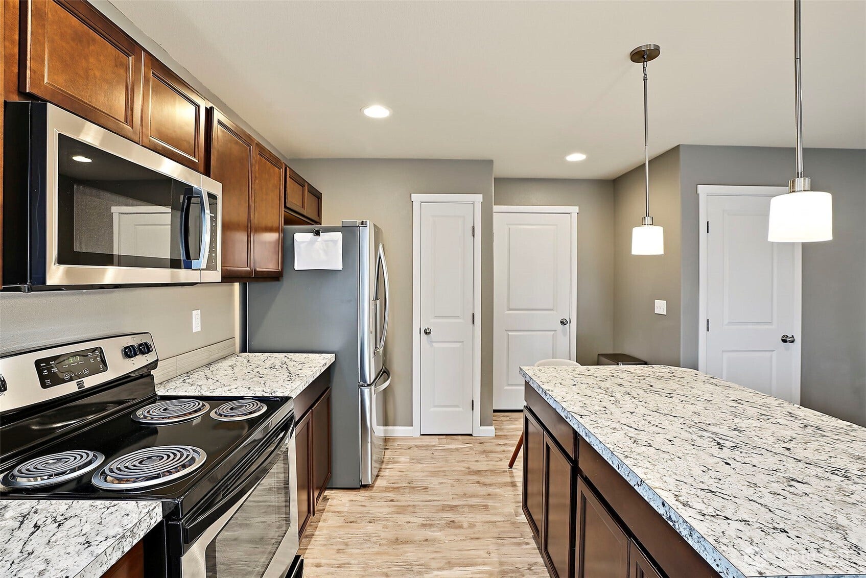 12914 Prairie Circle E, Bonney Lake, WA 98391 12914 Prairie Circle E, Bonney Lake, WA 98391