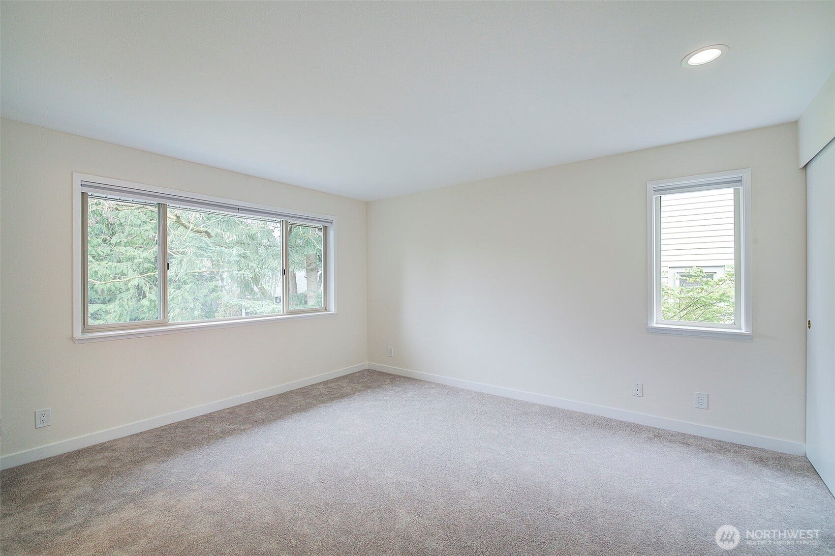 10248 NE 138th Place, #B3, Kirkland, WA 98034 10248 NE 138th Place, #B3, Kirkland, WA 98034