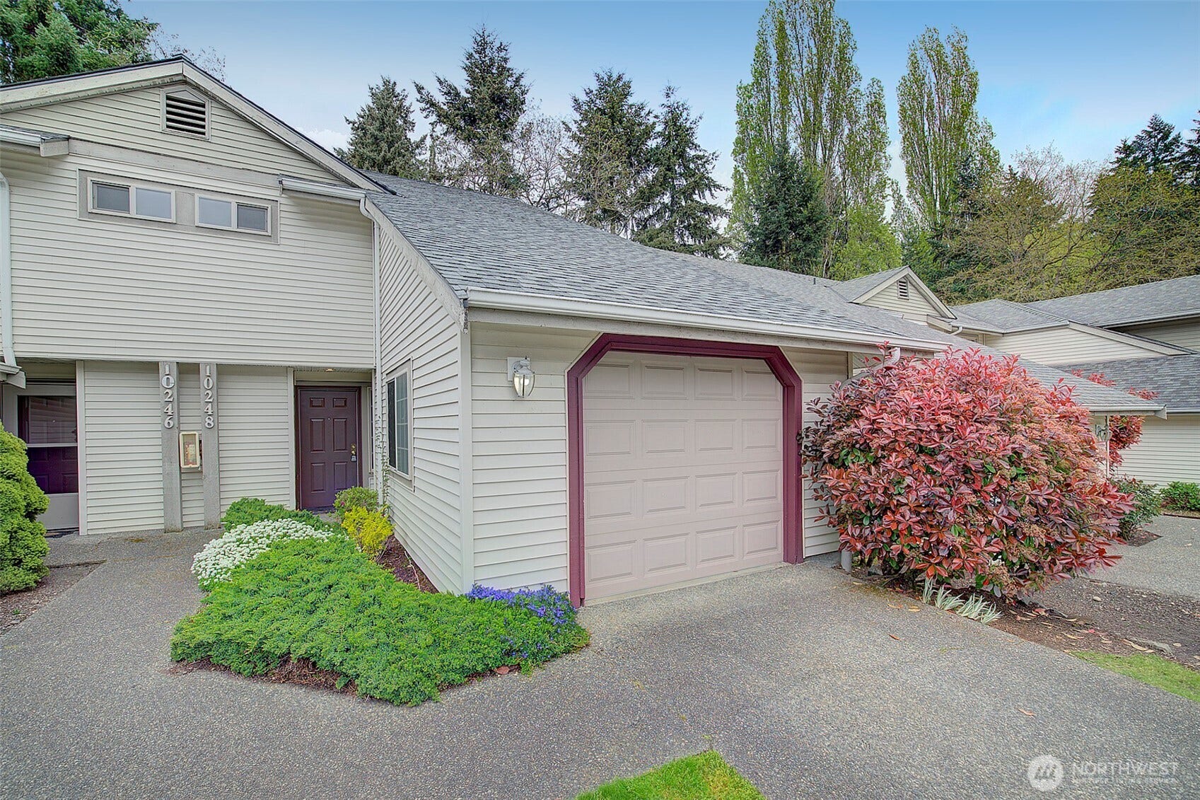 10248 NE 138th Place, #B3, Kirkland, WA 98034 10248 NE 138th Place, #B3, Kirkland, WA 98034