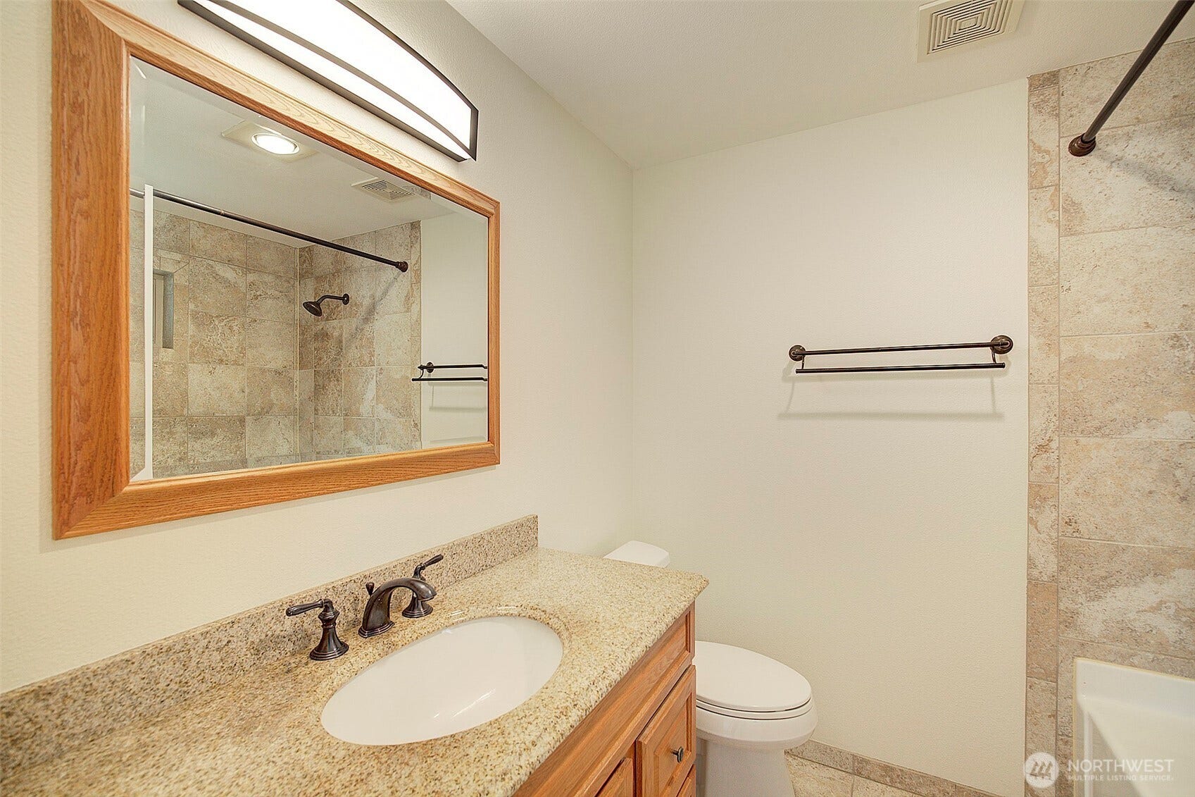 10248 NE 138th Place, #B3, Kirkland, WA 98034 10248 NE 138th Place, #B3, Kirkland, WA 98034