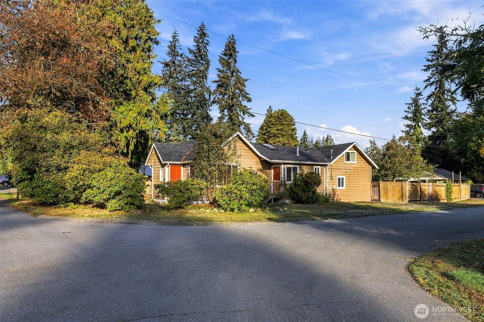 2431 Monroe Avenue, Everett, WA 98203