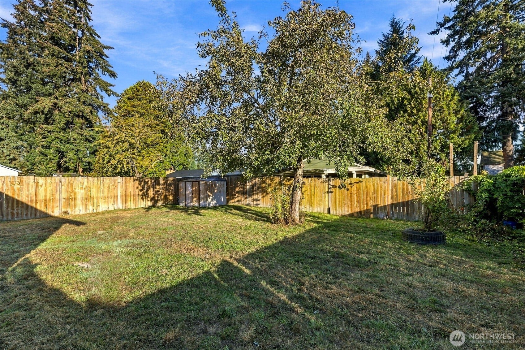 2431 Monroe Avenue, Everett, WA 98203