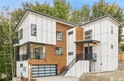 4413 NE 26 Place, Renton, WA 98059 Home Front