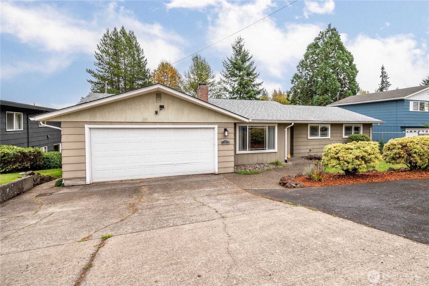 180 Beacon Hill Drive, Longview, WA 98632