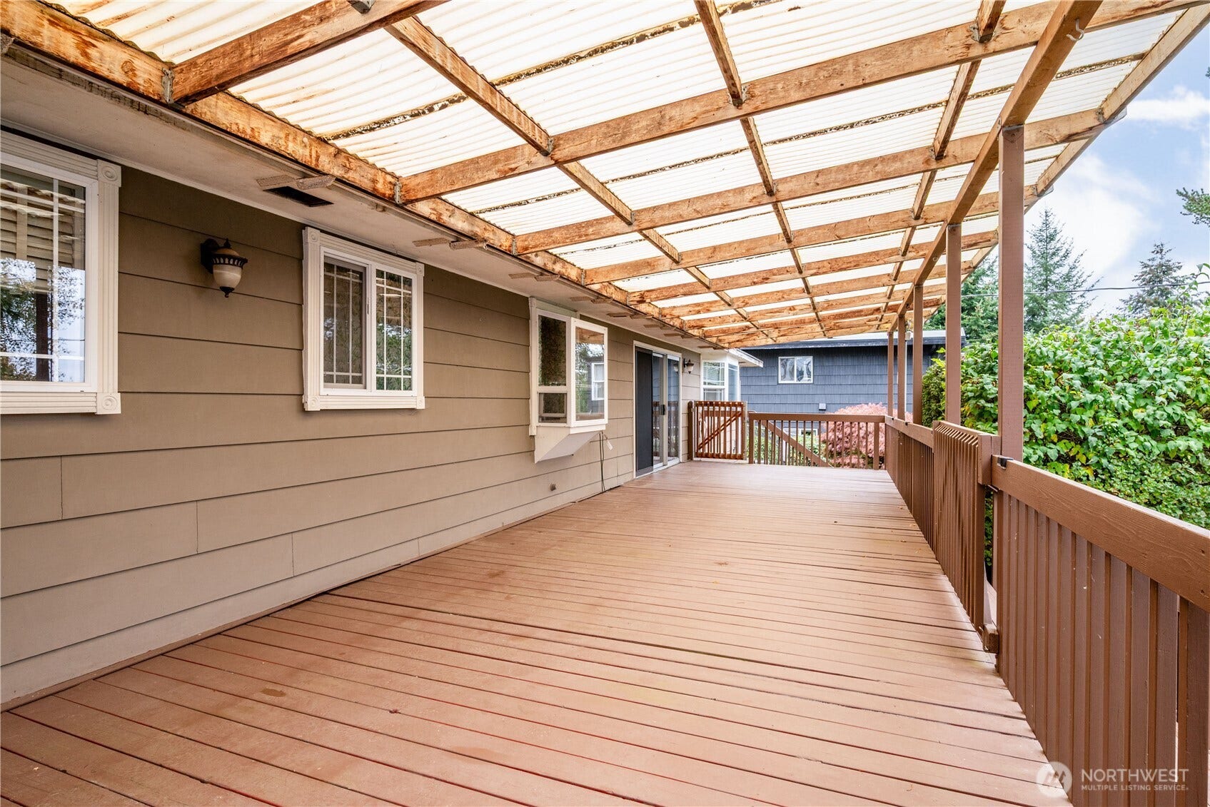 180 Beacon Hill Drive, Longview, WA 98632