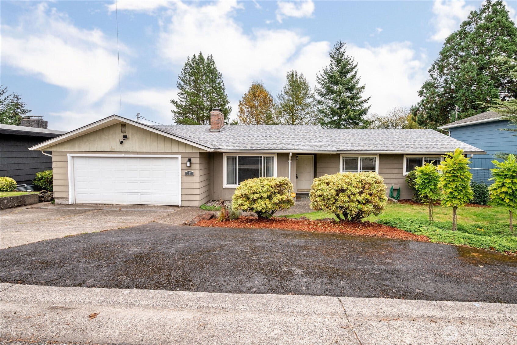180 Beacon Hill Drive, Longview, WA 98632
