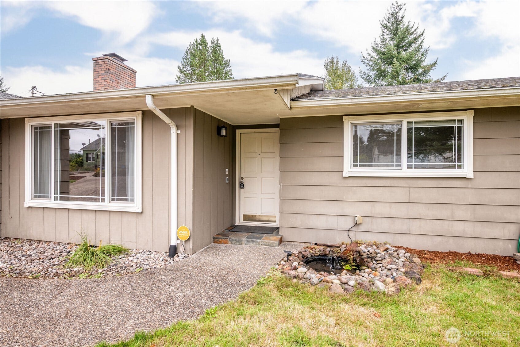 180 Beacon Hill Drive, Longview, WA 98632