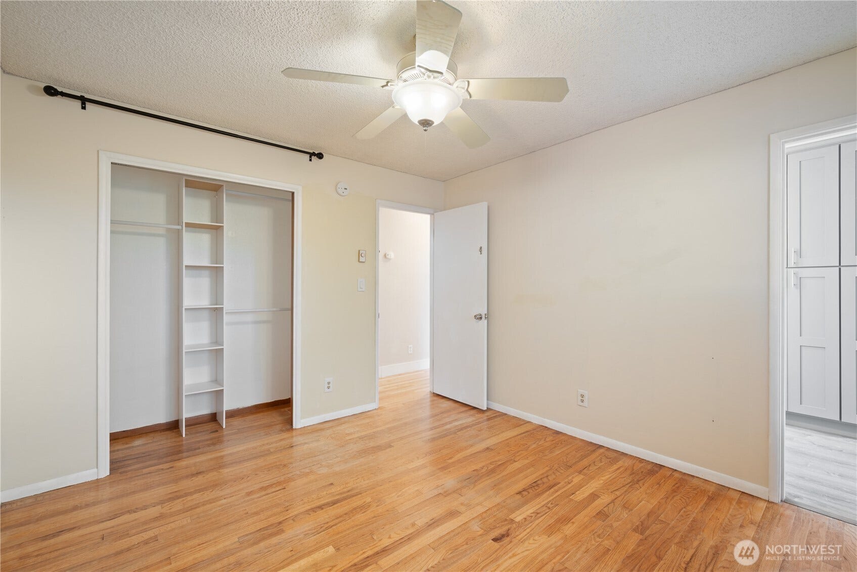 180 Beacon Hill Drive, Longview, WA 98632