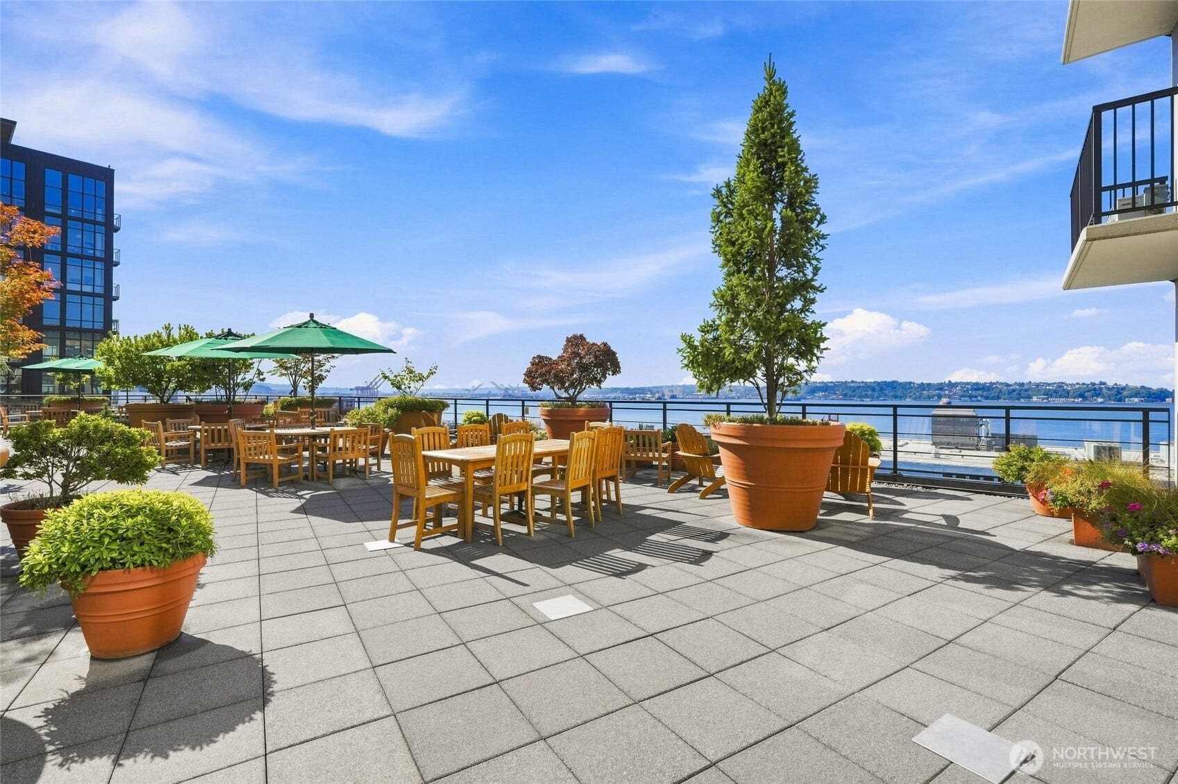 2607 Western Avenue, #1002, Seattle, WA 98121 Roof top balcony overlooking the seattle.