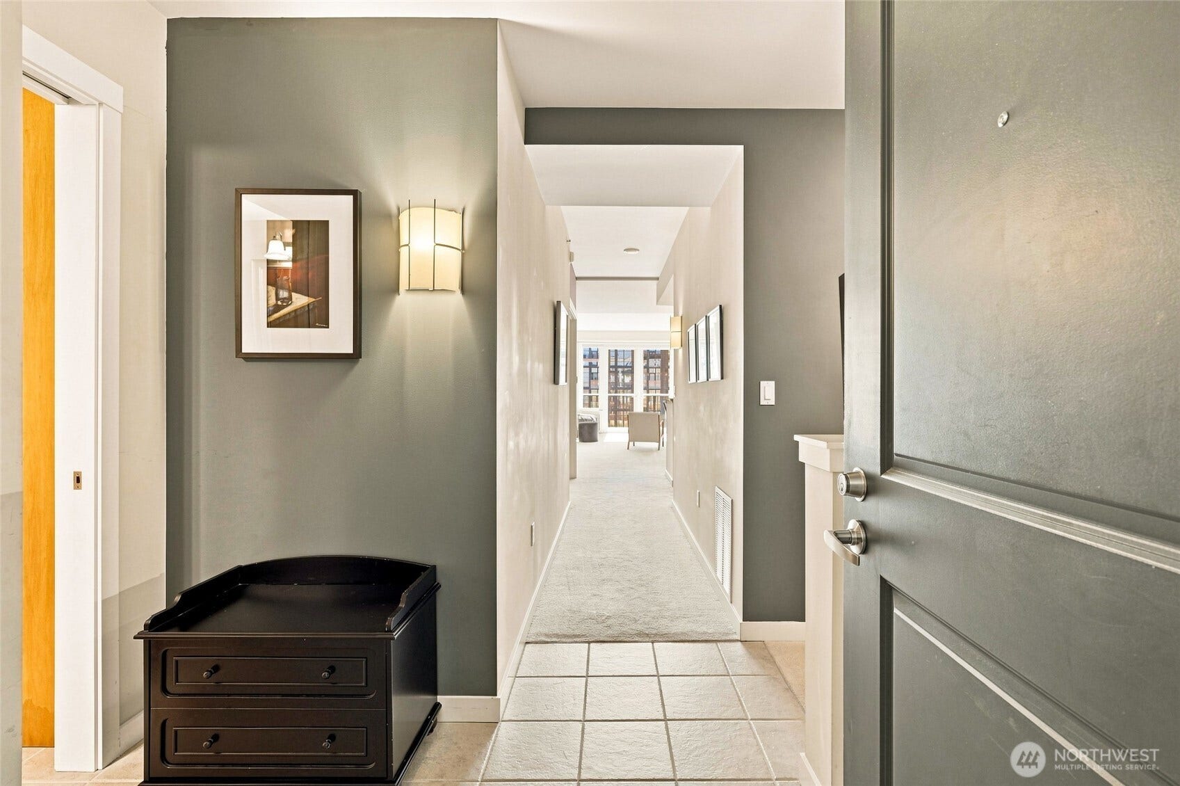 2607 Western Avenue, #1002, Seattle, WA 98121 Welcome to 1002