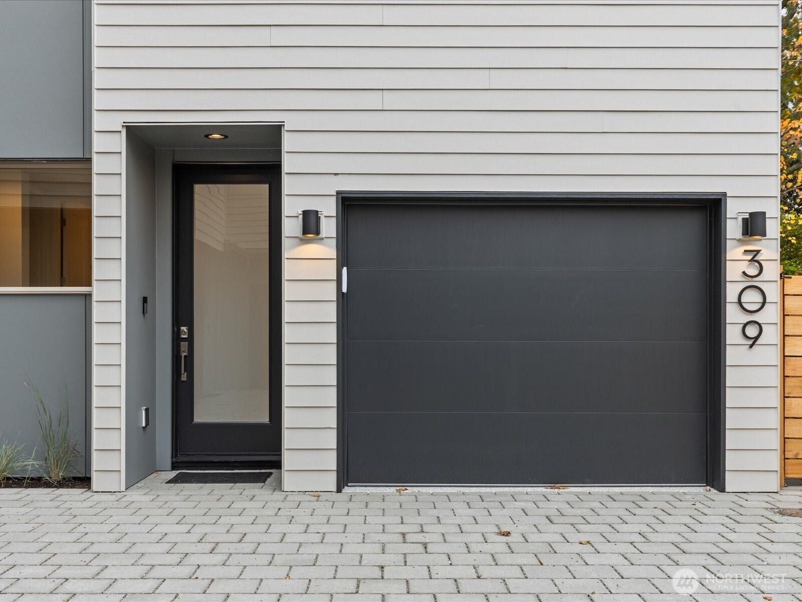 309 NW 52nd Street, Seattle, WA 98107 309 NW 52nd Street, Seattle, WA 98107
