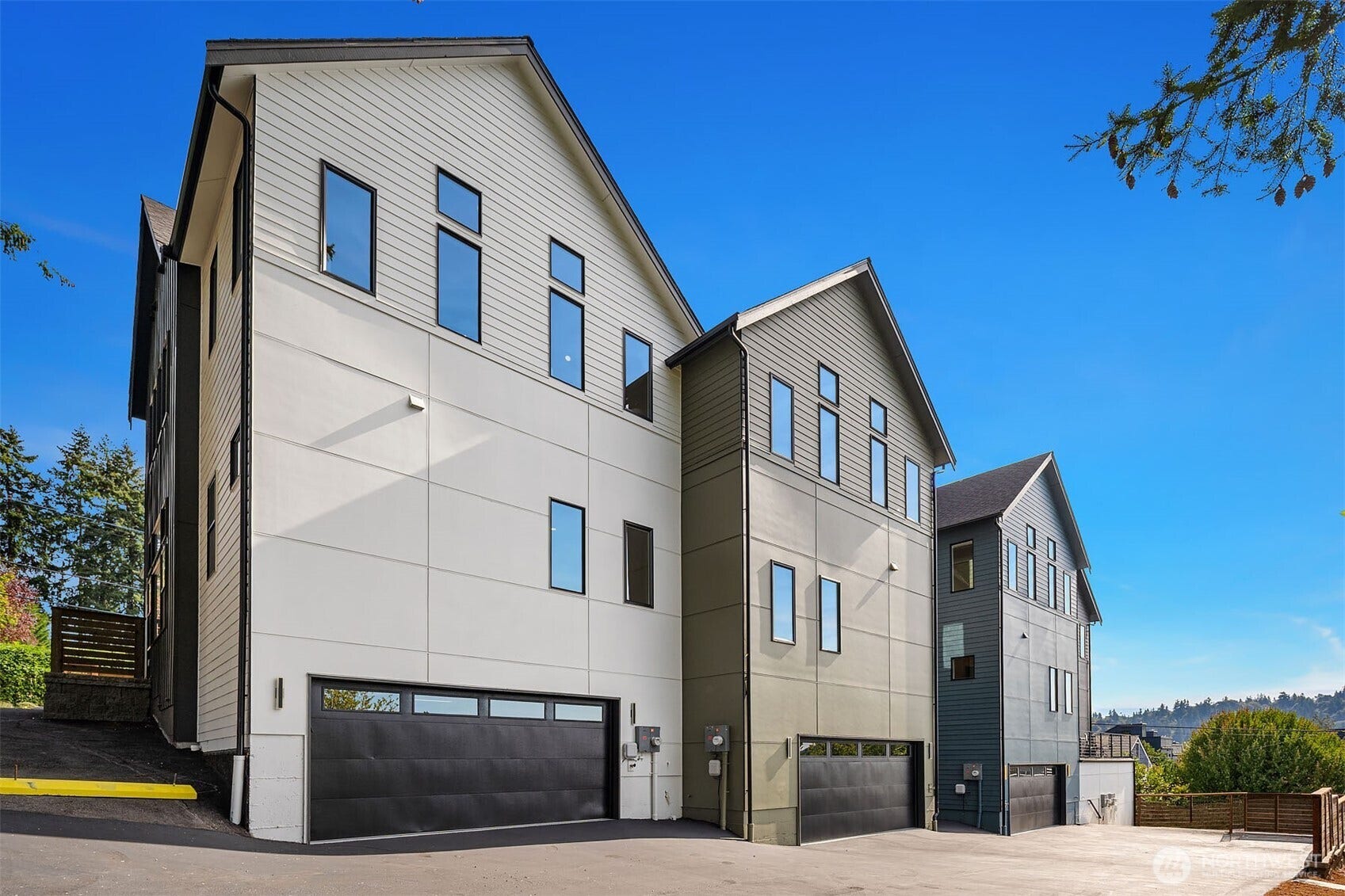 18607 B 104th Avenue NE, Bothell, WA 98011 18607 B 104th Avenue NE, Bothell, WA 98011
