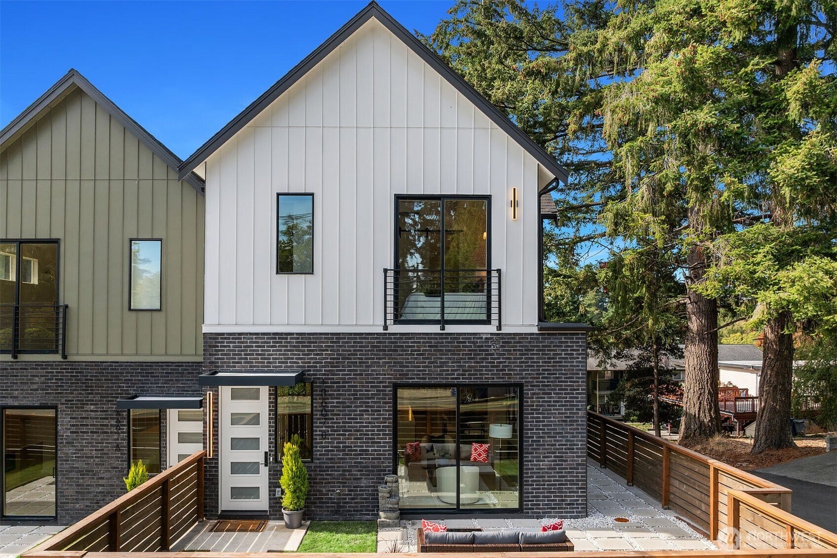 18607 B 104th Avenue NE, Bothell, WA 98011 18607 B 104th Avenue NE, Bothell, WA 98011