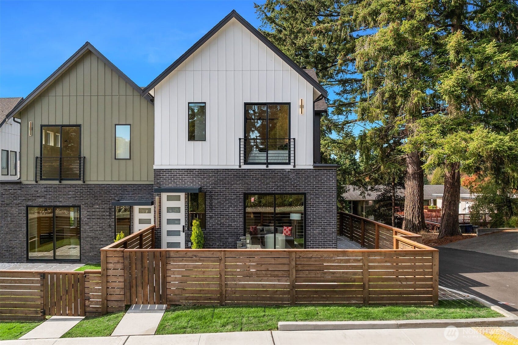 18607 B 104th Avenue NE, Bothell, WA 98011 18607 B 104th Avenue NE, Bothell, WA 98011