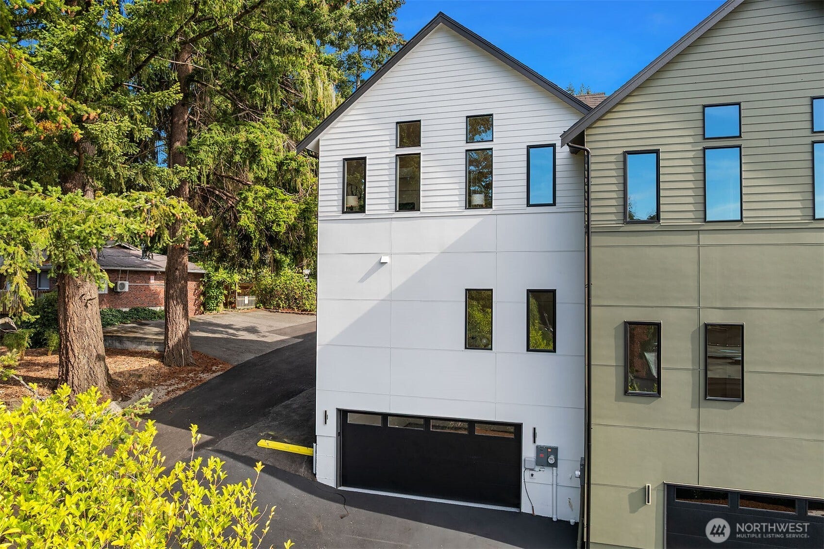 18607 B 104th Avenue NE, Bothell, WA 98011 18607 B 104th Avenue NE, Bothell, WA 98011